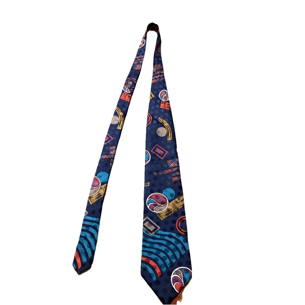 Bugatti Men's Tie 100% Italian Silk Geometric Design  Necktie